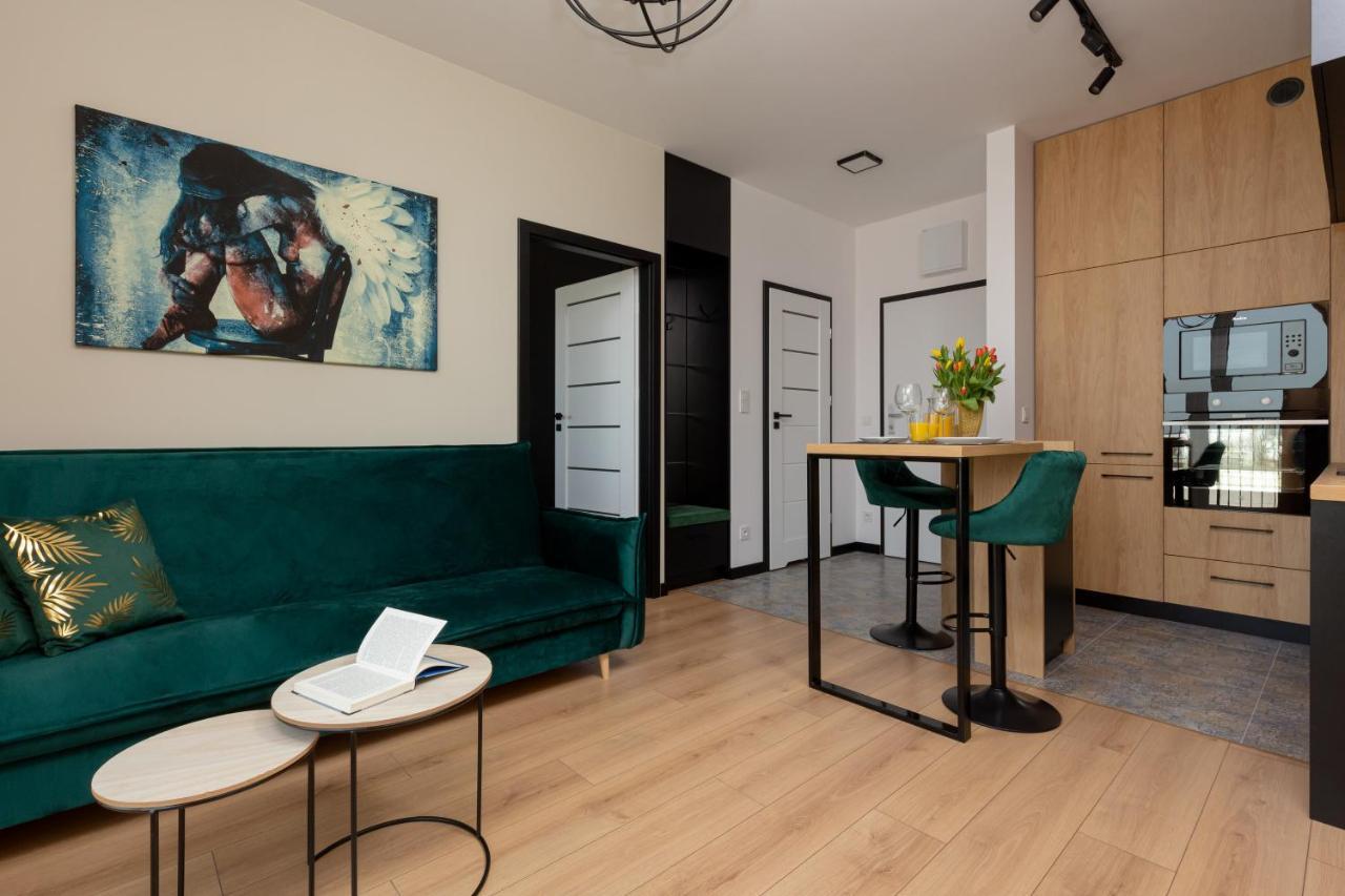 Home Factory Estate Praga Kotsisa By Noclegi Renters وارسو المظهر الخارجي الصورة