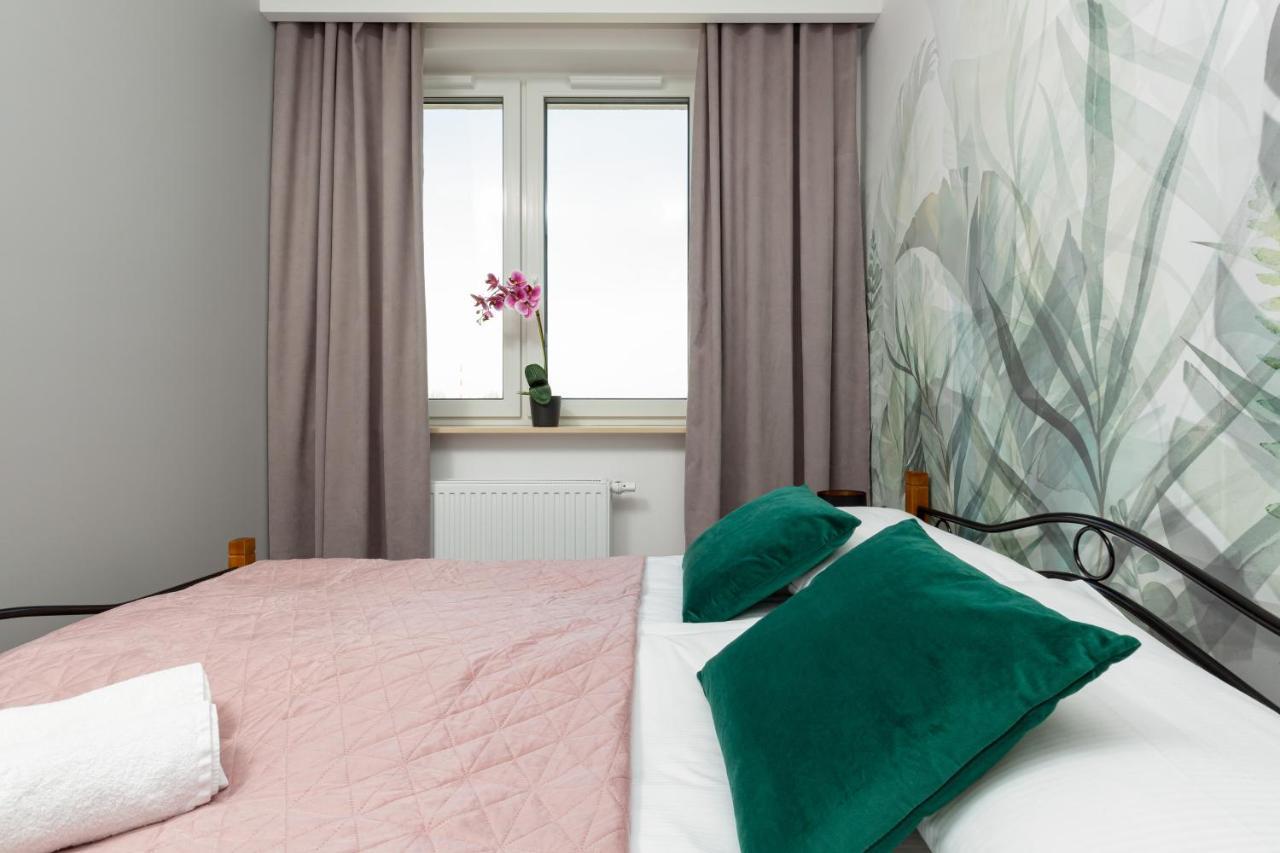 Home Factory Estate Praga Kotsisa By Noclegi Renters وارسو المظهر الخارجي الصورة