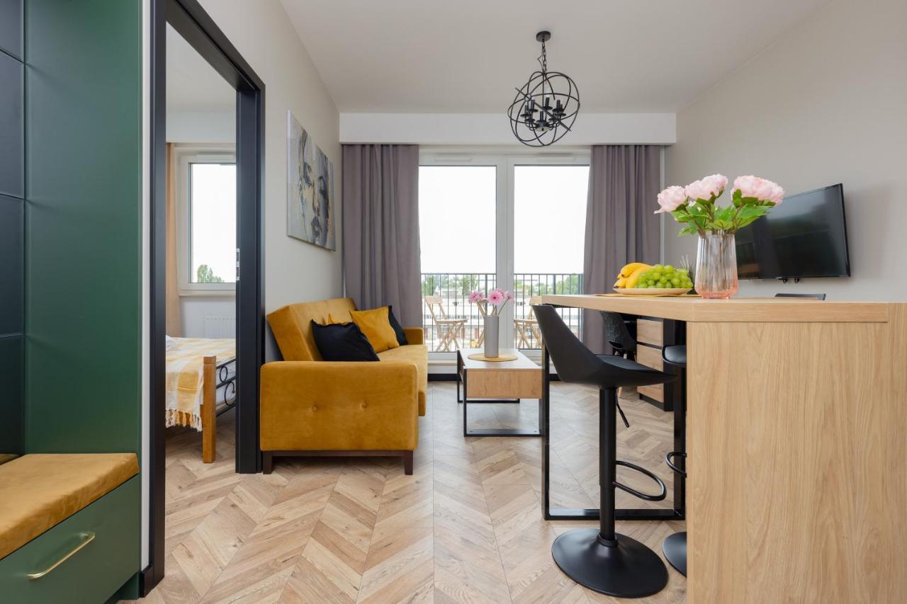 Home Factory Estate Praga Kotsisa By Noclegi Renters وارسو المظهر الخارجي الصورة