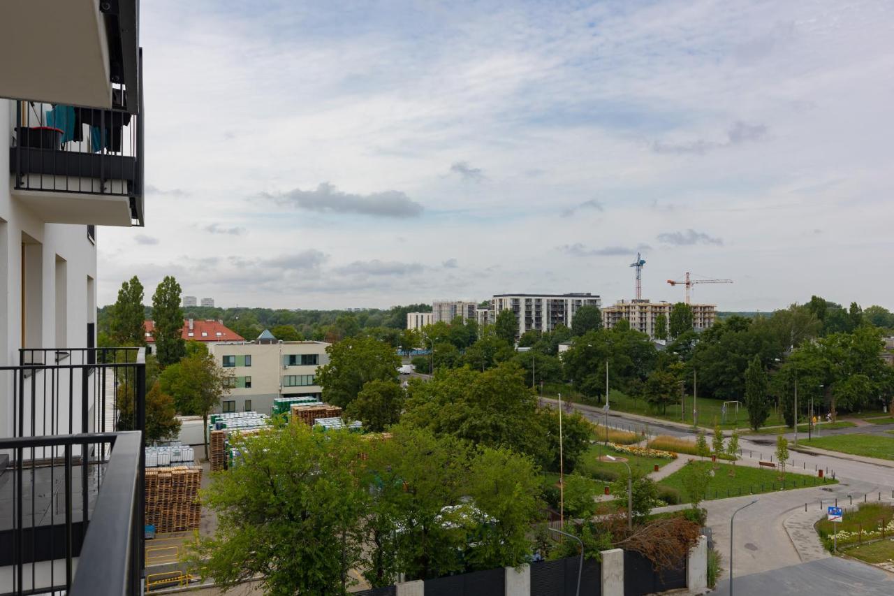 Home Factory Estate Praga Kotsisa By Noclegi Renters وارسو المظهر الخارجي الصورة
