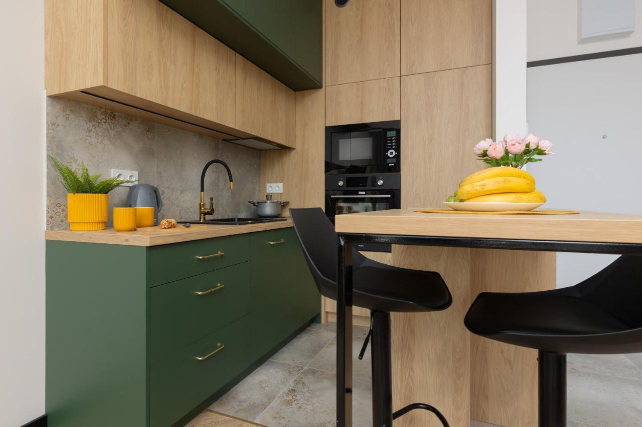 Home Factory Estate Praga Kotsisa By Noclegi Renters وارسو المظهر الخارجي الصورة