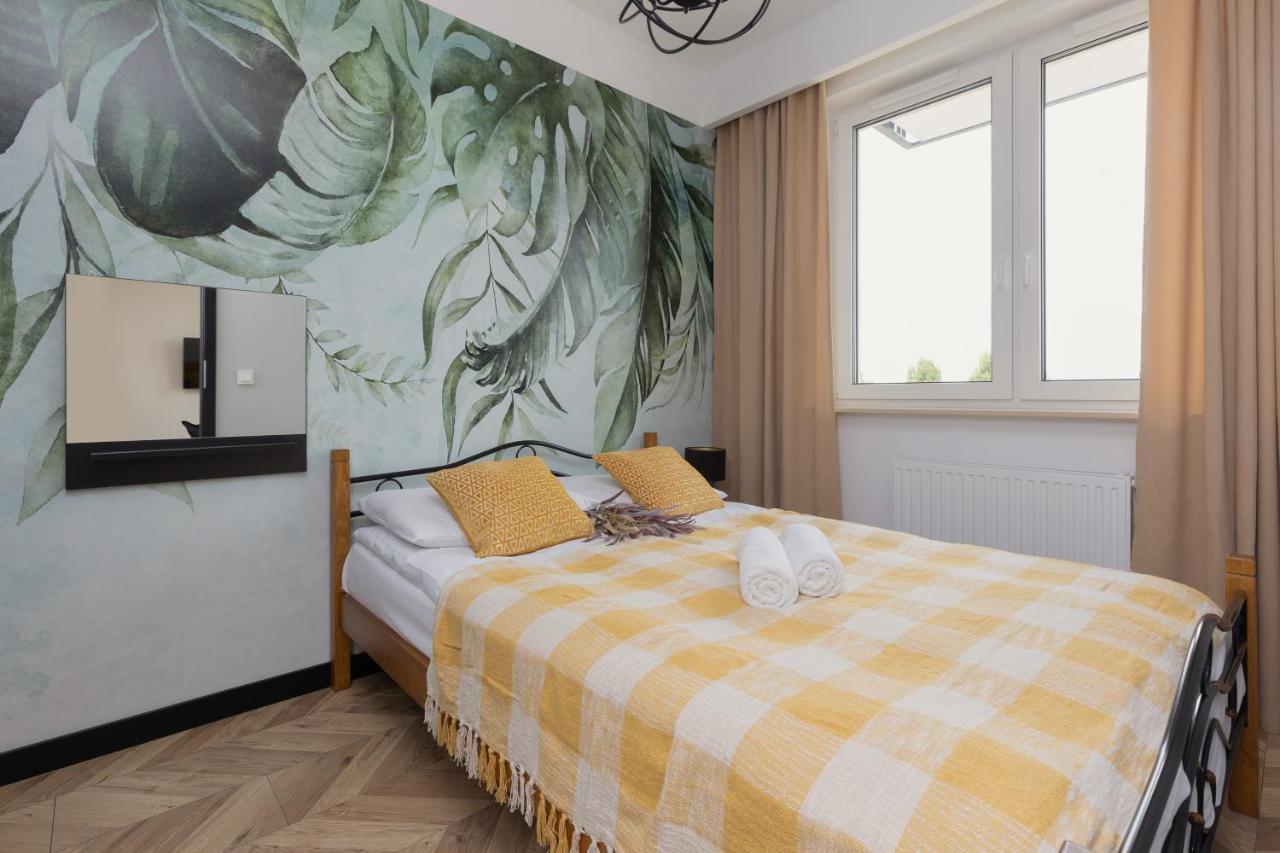 Home Factory Estate Praga Kotsisa By Noclegi Renters وارسو المظهر الخارجي الصورة